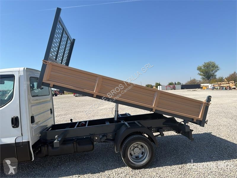 Furgoneta Iveco Dump Truck