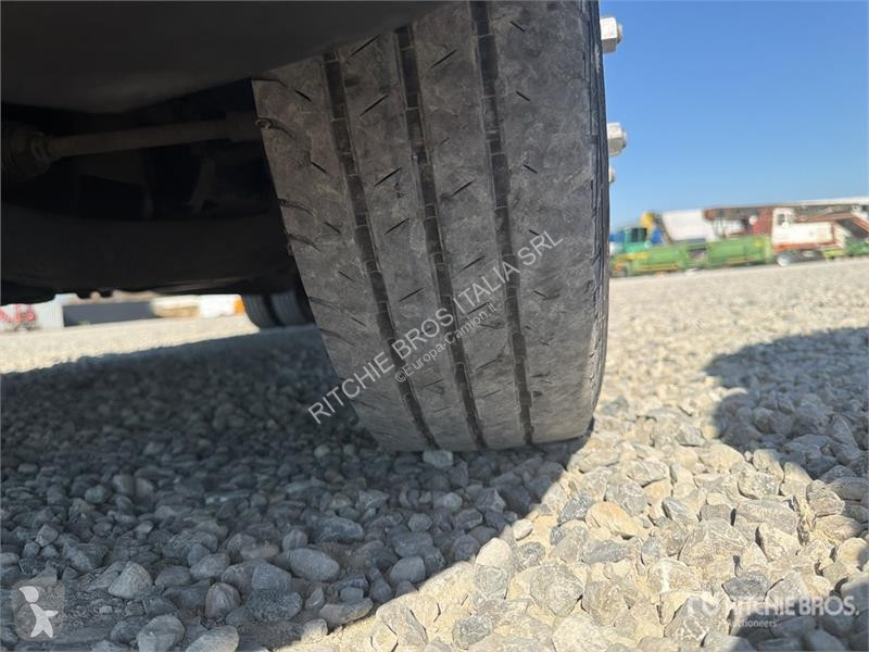Furgoneta Iveco Dump Truck