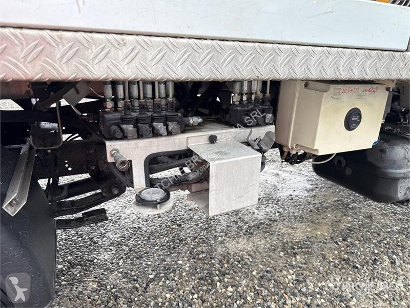 Camion Renault Multitel Pagliero MJ201 20 m on...
