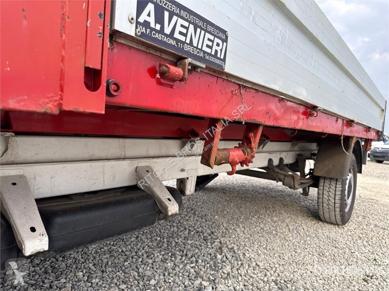 Camión Volkswagen CRAFTER 35 Flatbed Truck