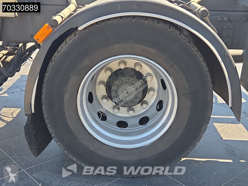Грузовик Volvo 320  4X2 19.5tons BDF truck...