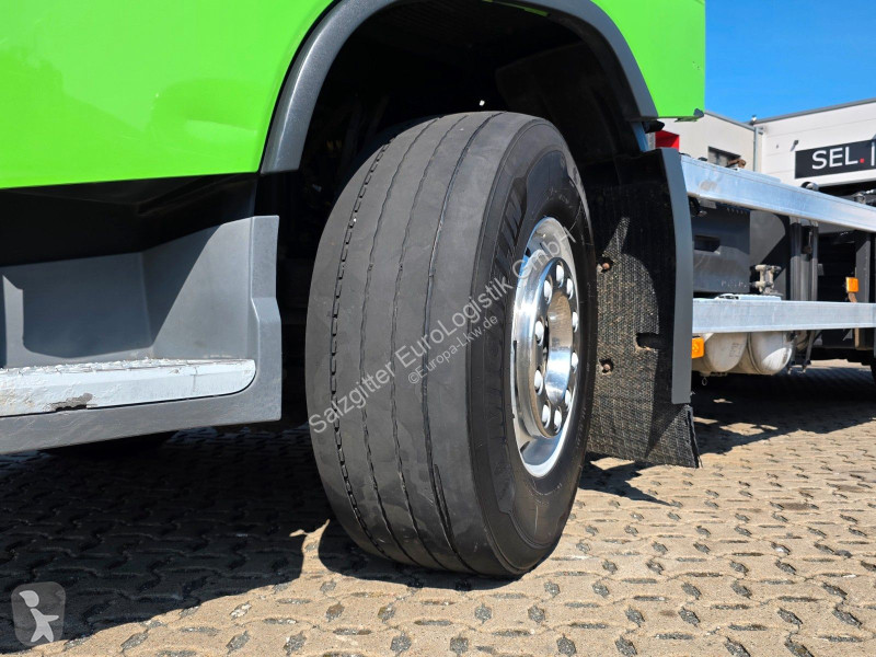 Volvo 500 | Lift-Lenkachse | Rückfahrkamera truck