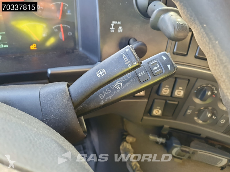 Lastbil Volvo 330 6X2 FASSI BF245A2.25 E...