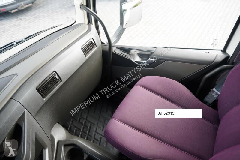 شاحنة Volvo / PRZYCZEPA / CHŁODNIA - 6,8 M /...