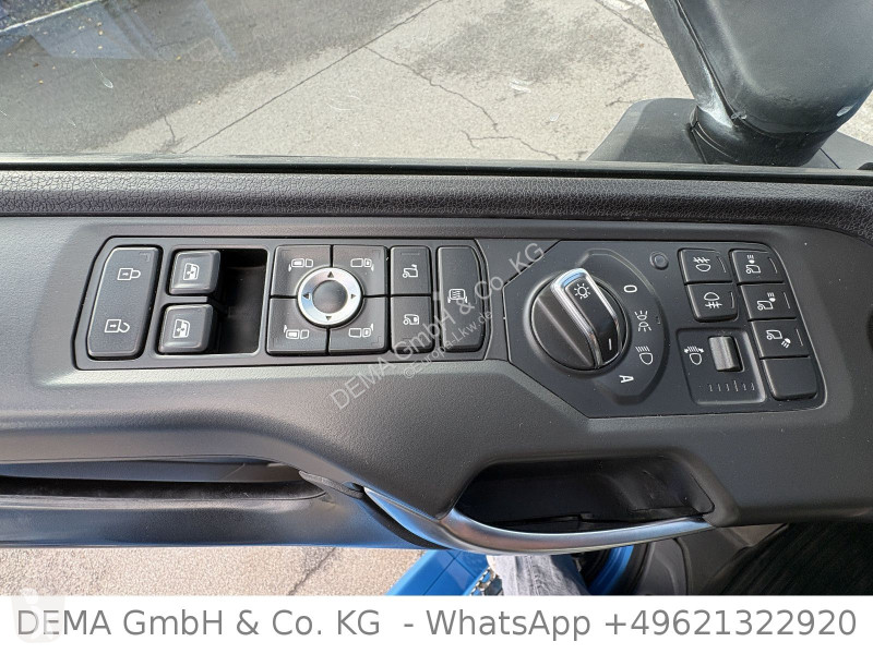Vrachtwagen Scania R...