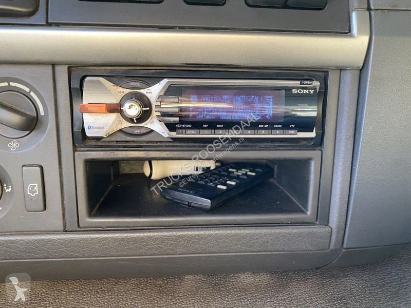 Camion Volvo 370 + Euro 5 + Palfinger Z-Q170...