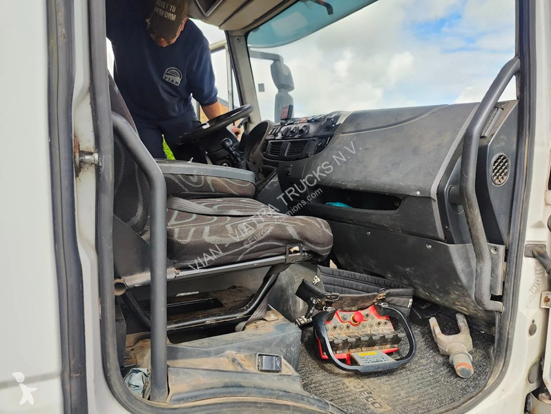 Kamion Iveco EuroCargo 190 EL 30 P + Palfinger...