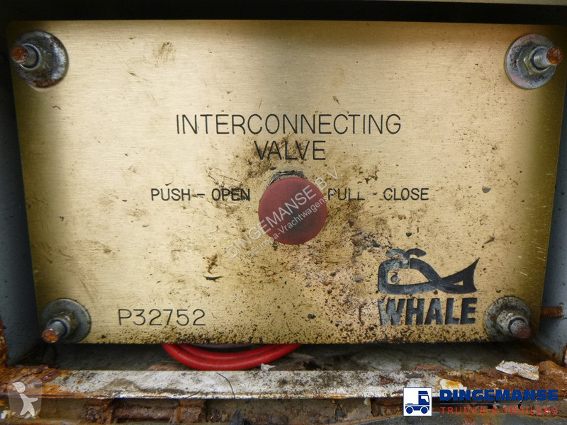 Lastbil Mercedes 1824 4x2 RHD Whale vacuum tank...