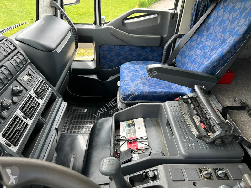 Kamion Iveco EuroCargo 120 manual haib 099...