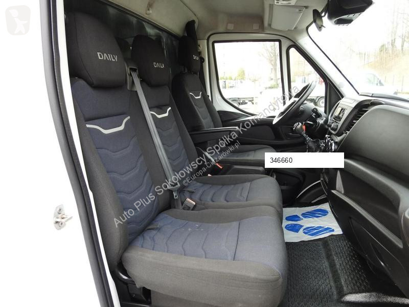 Véhicule utilitaire Iveco DAILY  35S18 PLANDEKA...