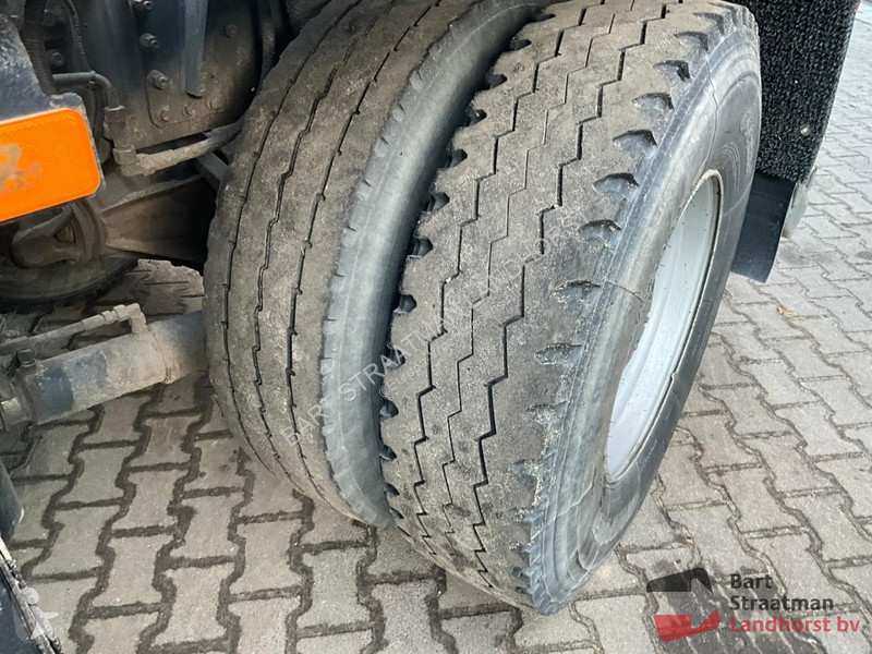Kamion Volvo 10X4R Euro 5 met 30T HTS Kabel...