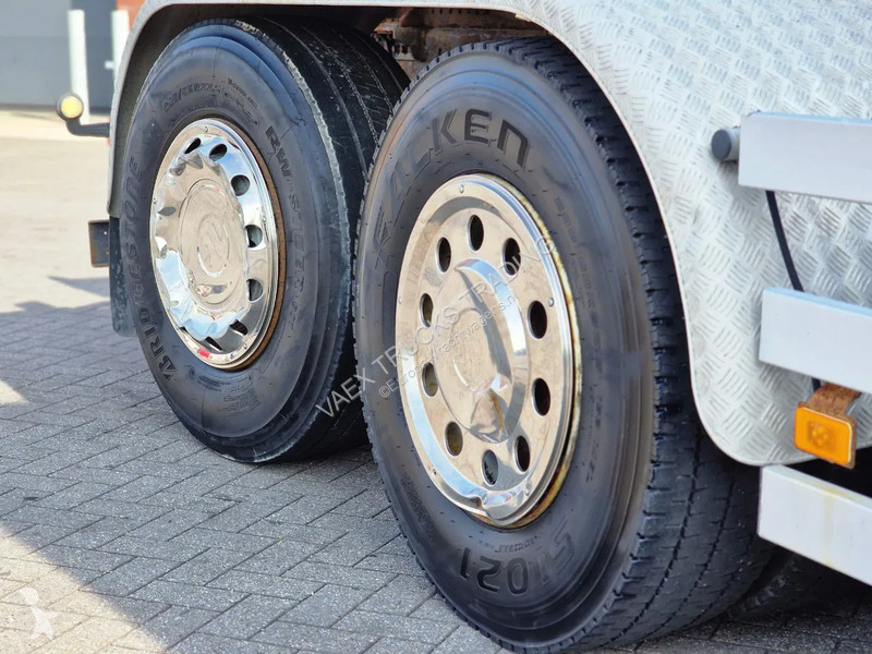 Camion Volvo 16700 Globetrotter 6x2*4 -...