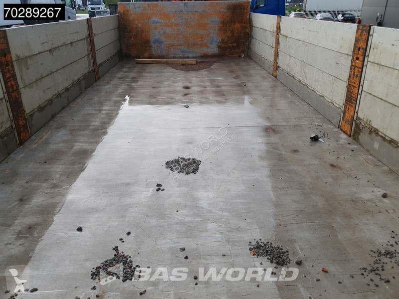 Kamion Volvo 420 6X2 Combi HMF 2120 K 4 Crane...