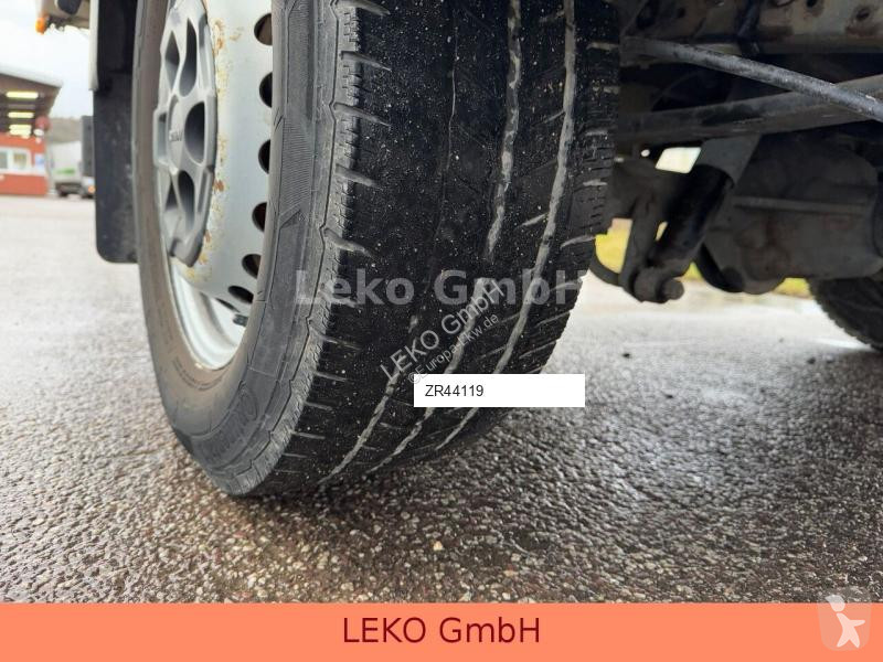 Kamion Iveco 35S13 Mit Carrier Xr 600 Mt