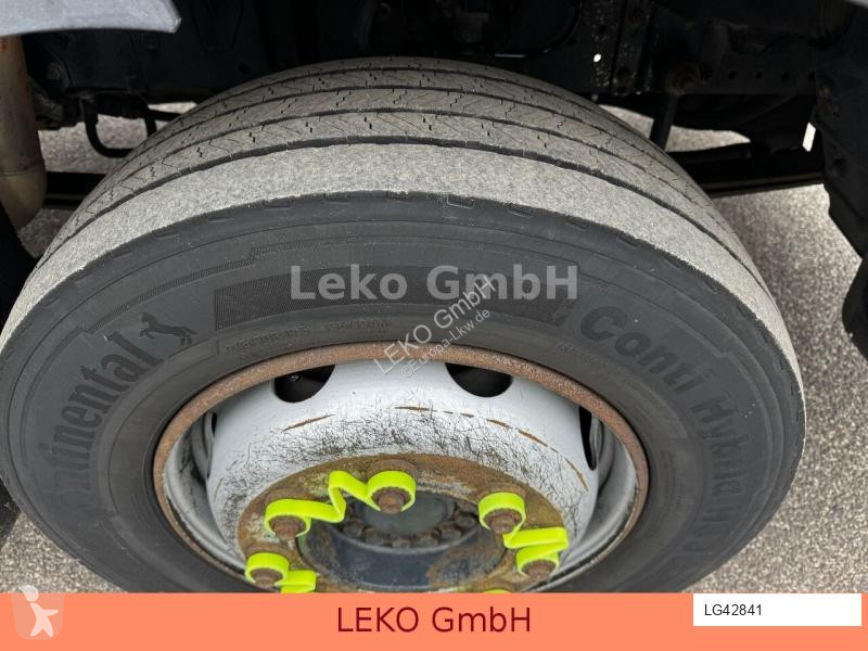 Kamion Iveco 120 E 18