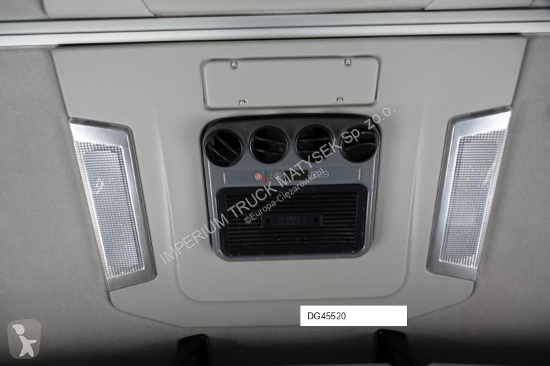 Camion Renault T 440 / 6X2 / SOLÓWKA / FIRANKA...