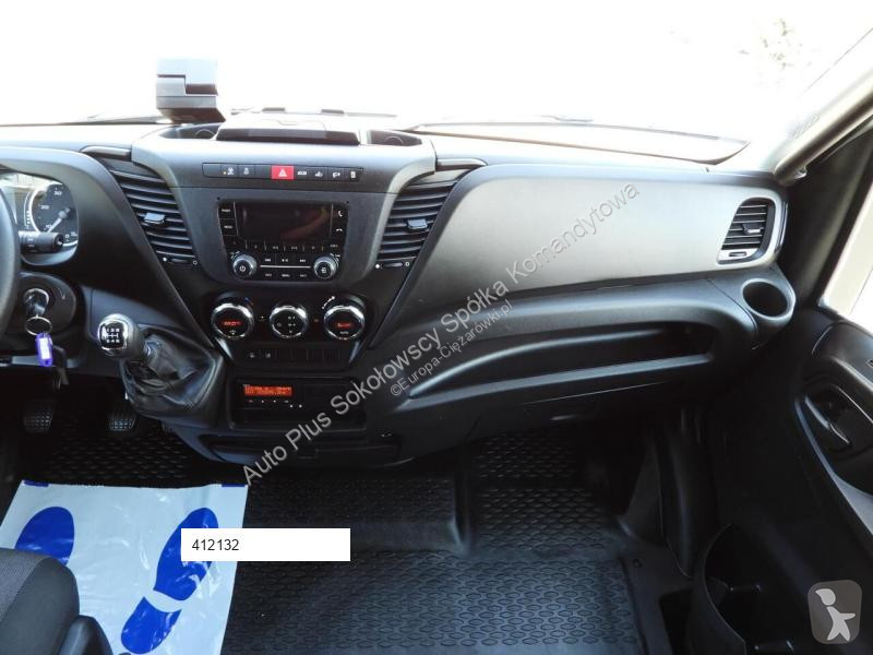 Véhicule utilitaire Iveco DAILY 70C18 PLANDEKA...
