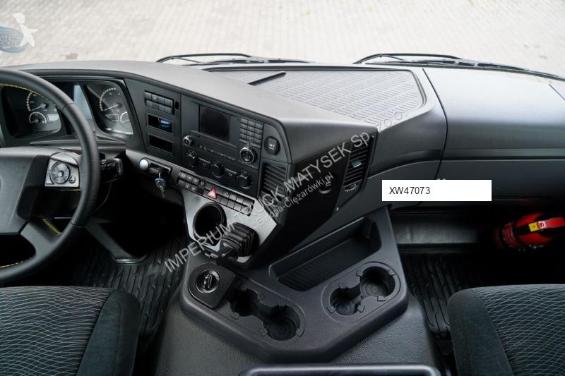 Camion Mercedes AROCS 4148