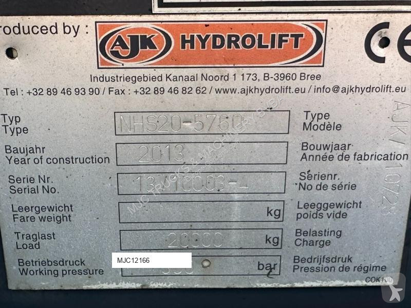 Vrachtwagen Volvo 420 6x4 AJK HOOKLIFT / HAAK...
