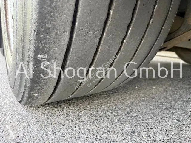 شاحنة مقطورة Renault T480...