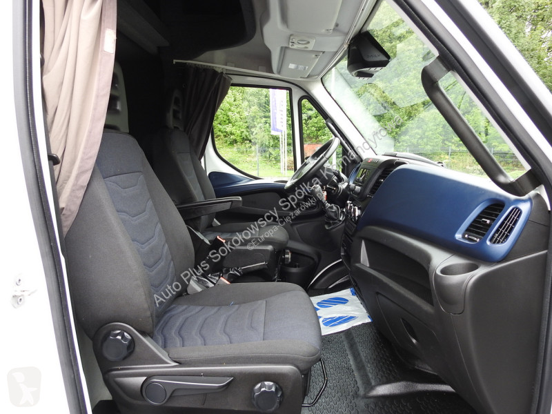 Furgoneta Iveco 70C18 DAILY