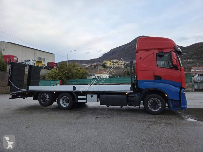 شاحنة Iveco