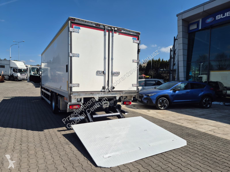 Камион Volvo FM 340 / CARRIER I350 / LIFT ZEPRO