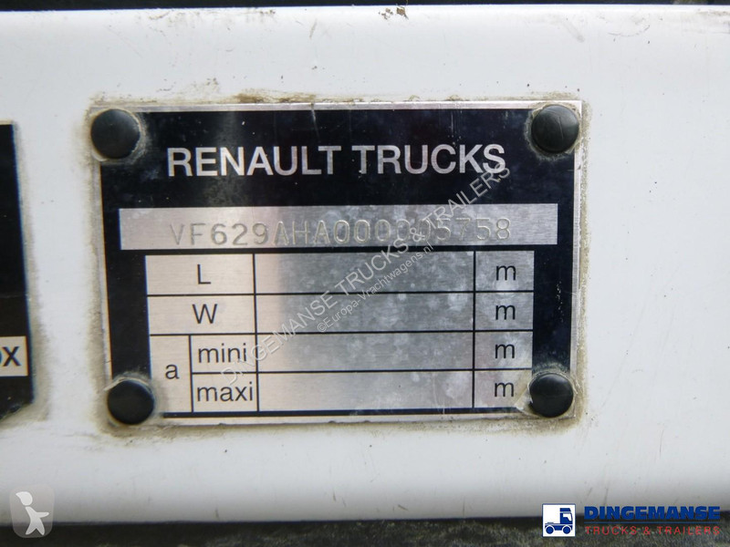 شاحنة Renault 260 4x2 fuel tank 13.7 m3 / 3 comp