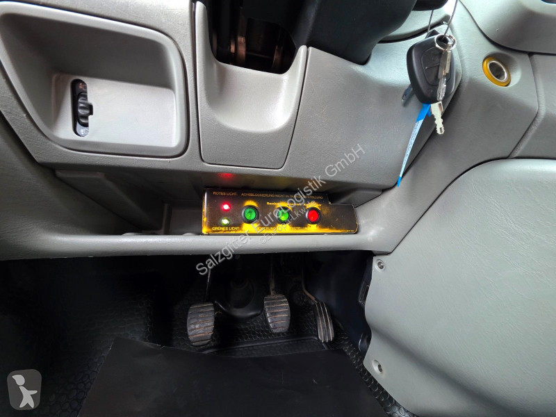 شاحنة Opel Vivaro 2.5 CDTI / Versalift ET-30-NE-XS