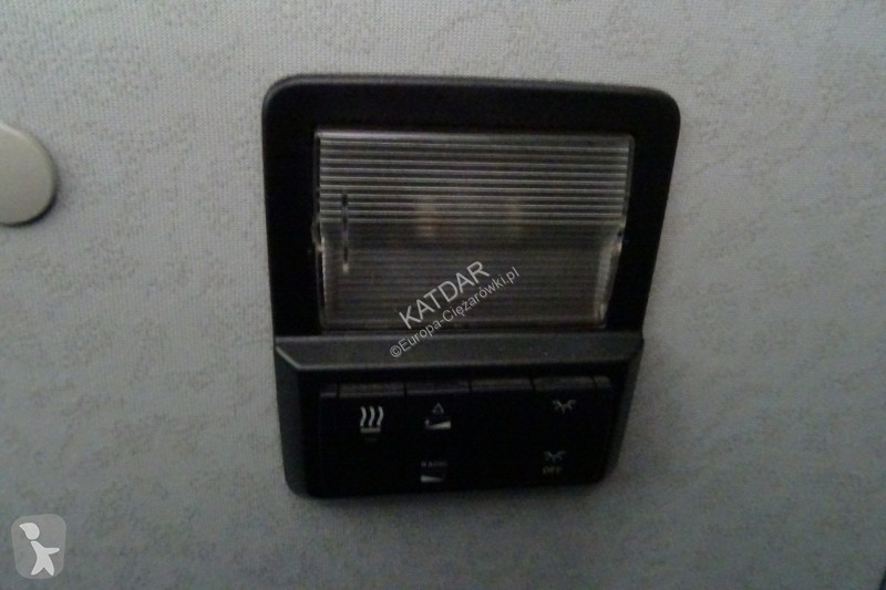 شاحنة Mercedes 2840 Syp euro 6 chłodni 3 osie...