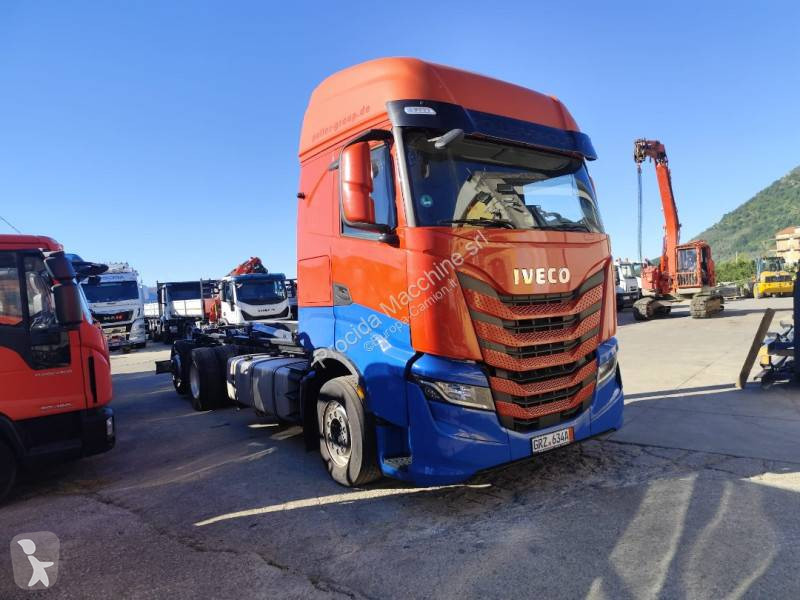 شاحنة Iveco