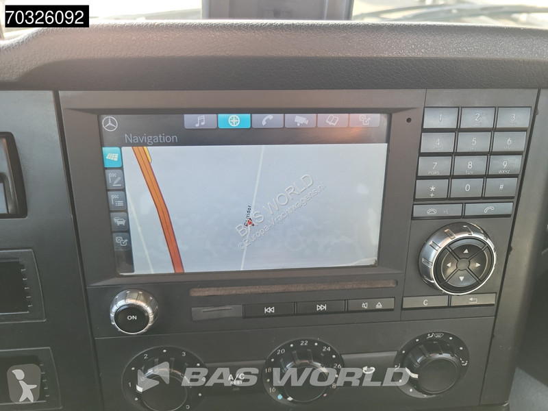 Kamion Mercedes 3245 8X4 HIAB XR26Z56...