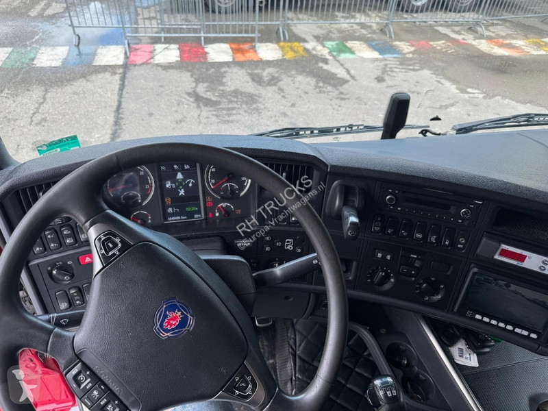 Vrachtwagen Scania 520 V8 6X2 EUO 6 etarder +...