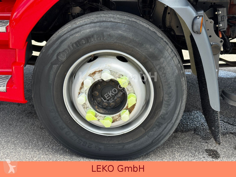 شاحنة DAF 210 FA  Fleischhacken ( MEAT )3Stück
