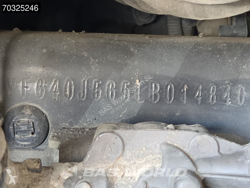شاحنة Renault D 240 D 4X2 12tons 1500kg...