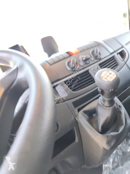 شاحنة Iveco