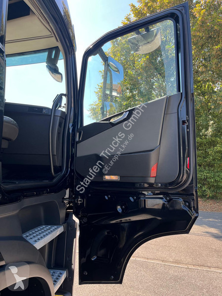 شاحنة Volvo 500  500 XL*6x2*Abrollkipper HYVA...
