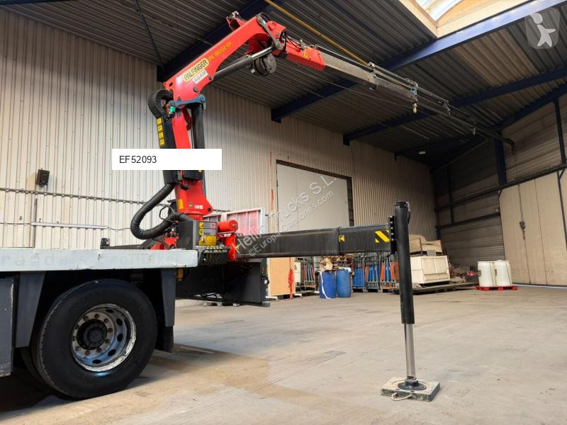 Vrachtwagen Iveco PK18002EH