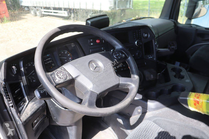 Camión Mercedes 2024