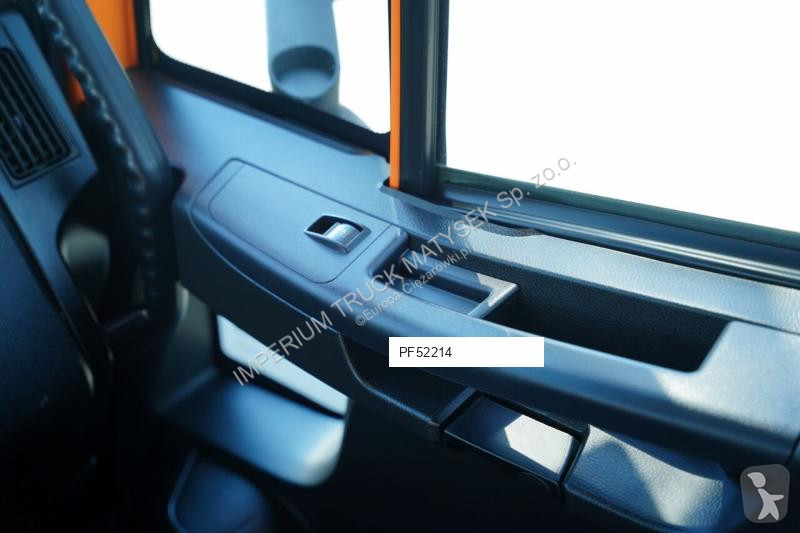 Camión Iveco EUROCARGO / LAWETA HYDRAULICZNA /...