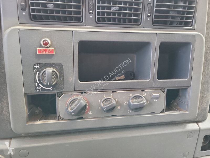 Camión Iveco 310