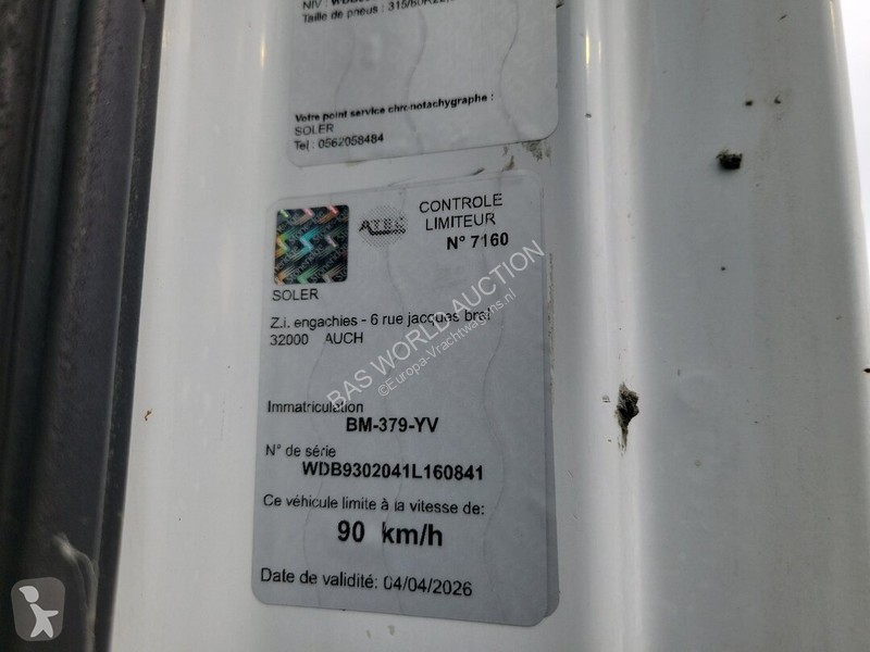 Camión Mercedes 2541