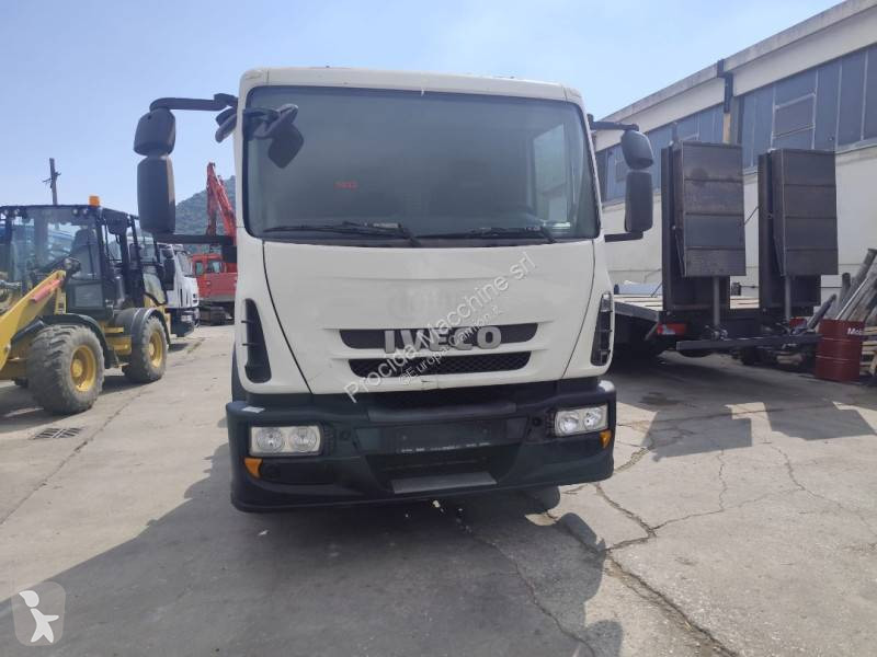 Camion Iveco 150 E 22