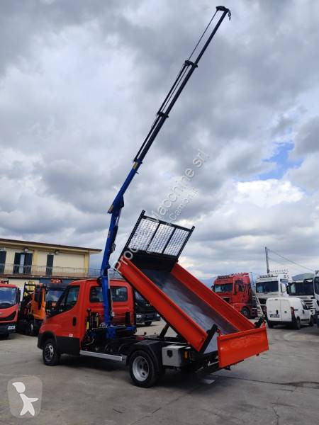 Véhicule utilitaire Iveco 35C14