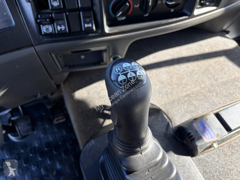 Volvo 220 truck