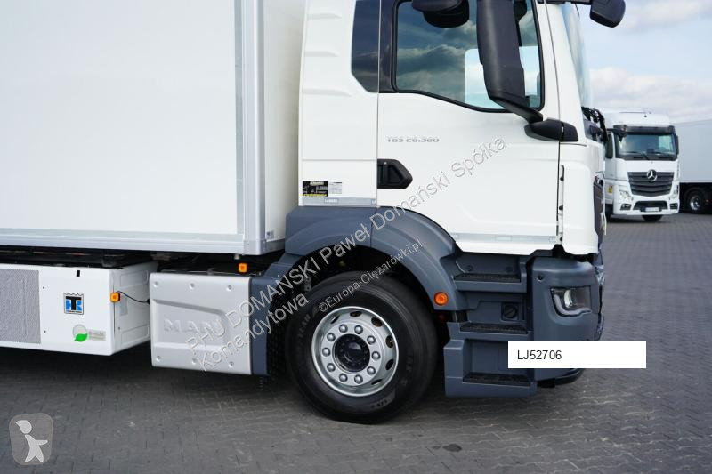 Kamion MAN TGS / / ACC / EURO 6 / CHŁODNIA +...