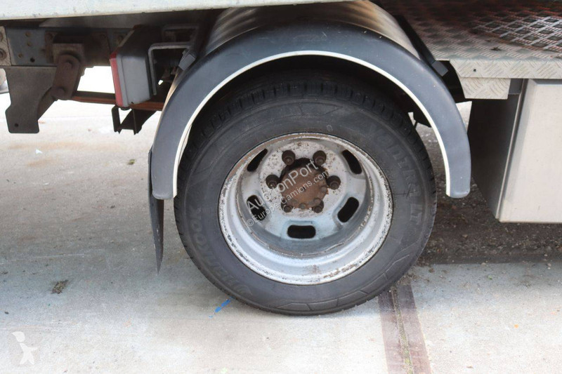 Iveco  35C18 truck