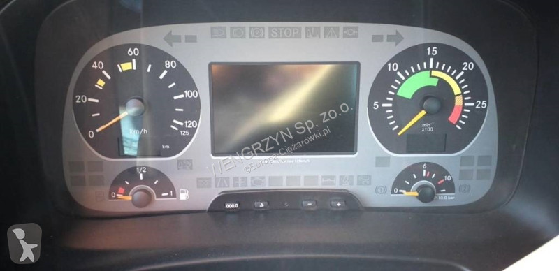 Kamion Mercedes SAMOCHÓD CIĘŻAROWY MERCEDES...