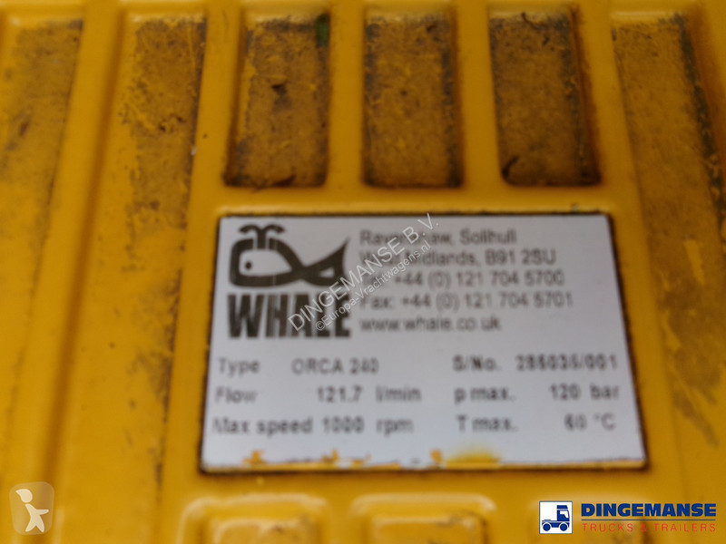 Camion DAF 220 4X2 Whale vacuum tank 7 m3