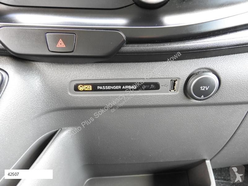 Autoutilitară Ford TRANSIT CHŁODNIA KONTENER...